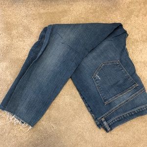 Gap Cutoff Ankle Jeans
